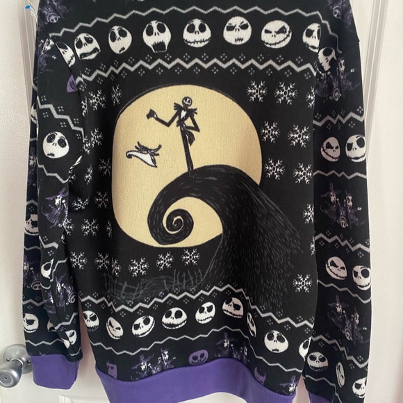 Nightmare Before Christmas Sweater - Picture 3 of 3